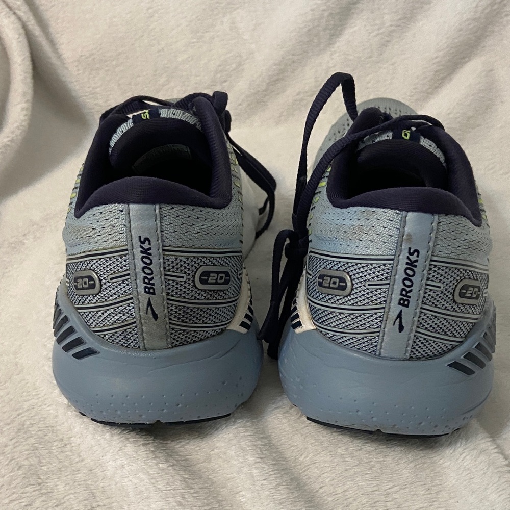 Brooks Men's Sneakers in Gray with Neon Yellow Accents - Picture 6 of 7